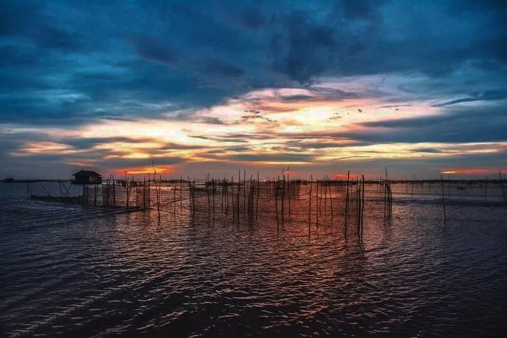 The biggest natural Lake .